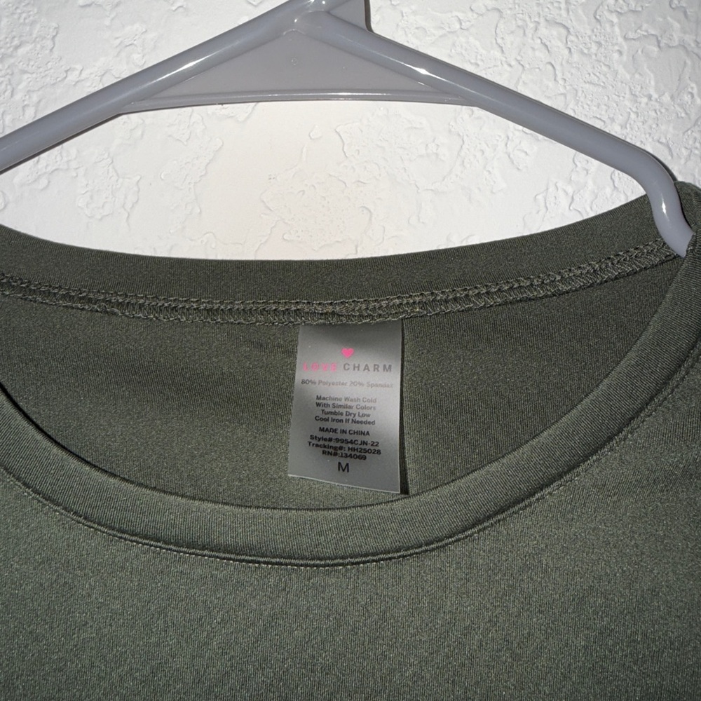 NWT LOVE CHARM Forest Green Long Sleeve Tee - Picture 2 of 4